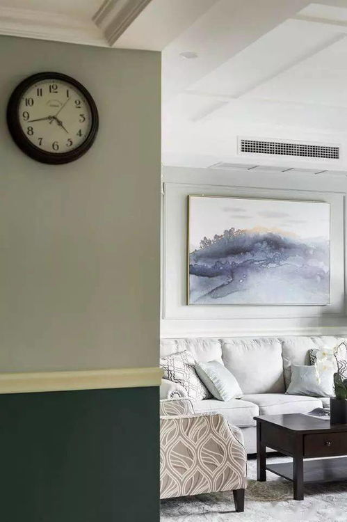 輕奢唯美的美式三居室,餐廳與客廳之間做半墻隔斷,效果也挺好